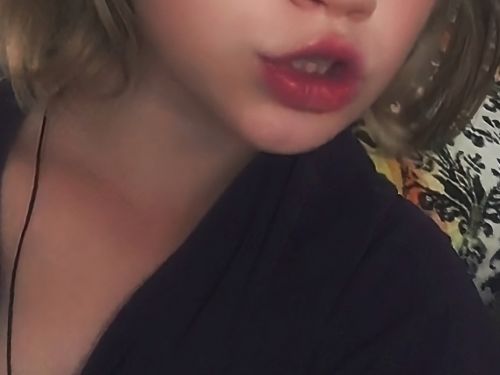 Kris_Tina